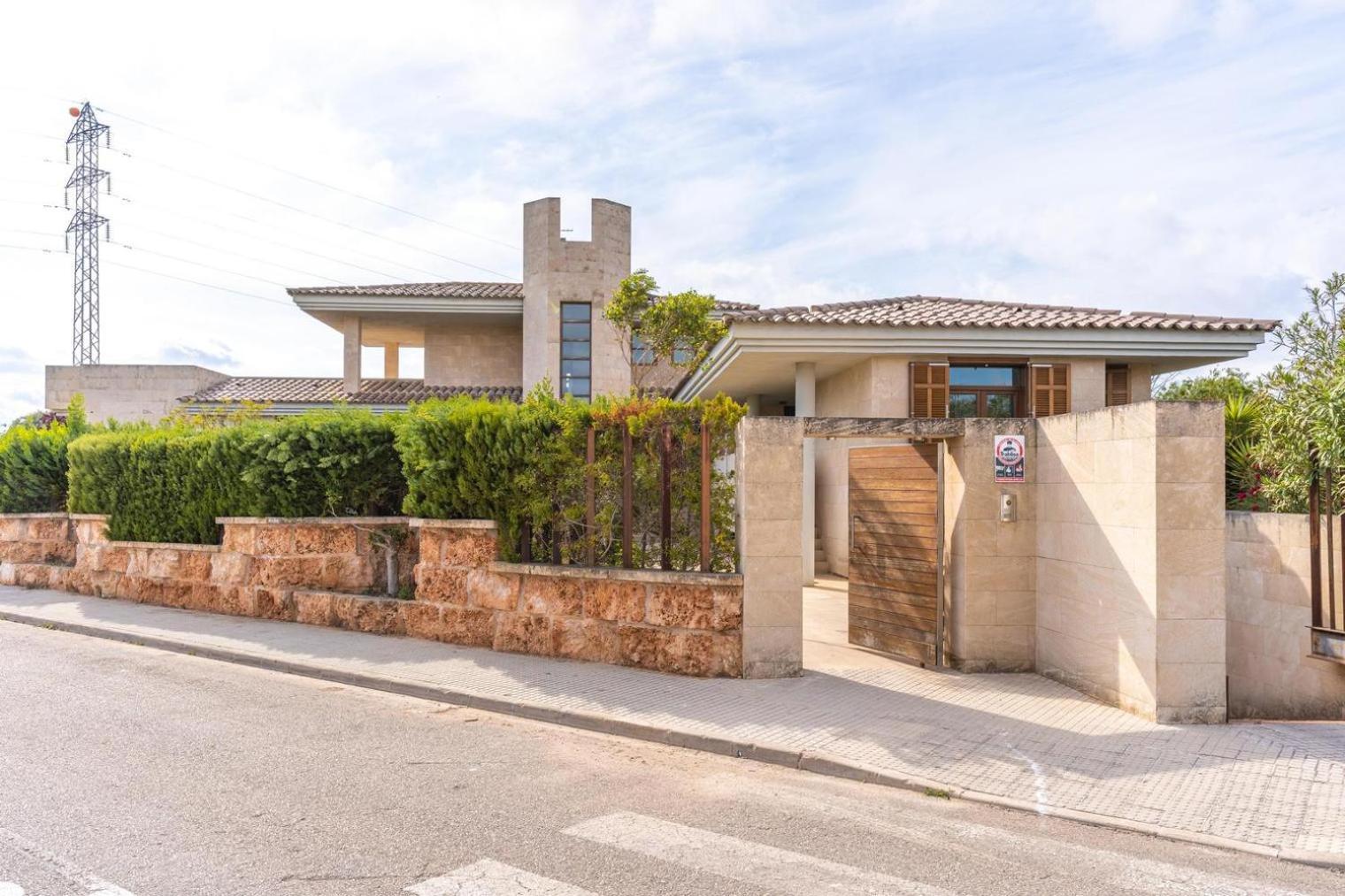 Villa De Lujo Con Piscina, Jacuzzi, Jardin Y Terraza Marratxí Exterior photo