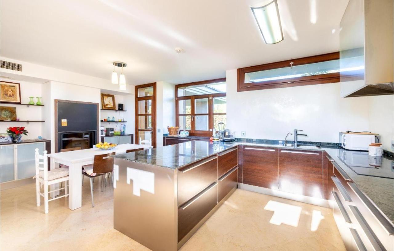 Villa De Lujo Con Piscina, Jacuzzi, Jardin Y Terraza Marratxí Exterior photo